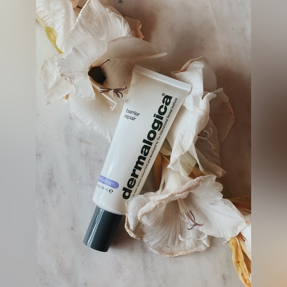 DERMALOGICA Barrier Repair Moisturizer Sample - Picture 5 of 9